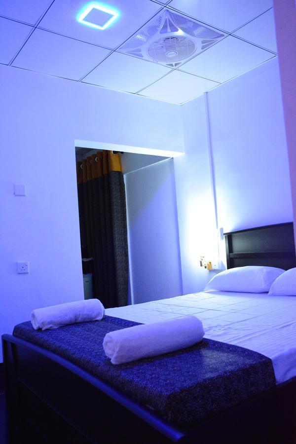 Hotel Falcons Nest Udawalawe Exterior foto